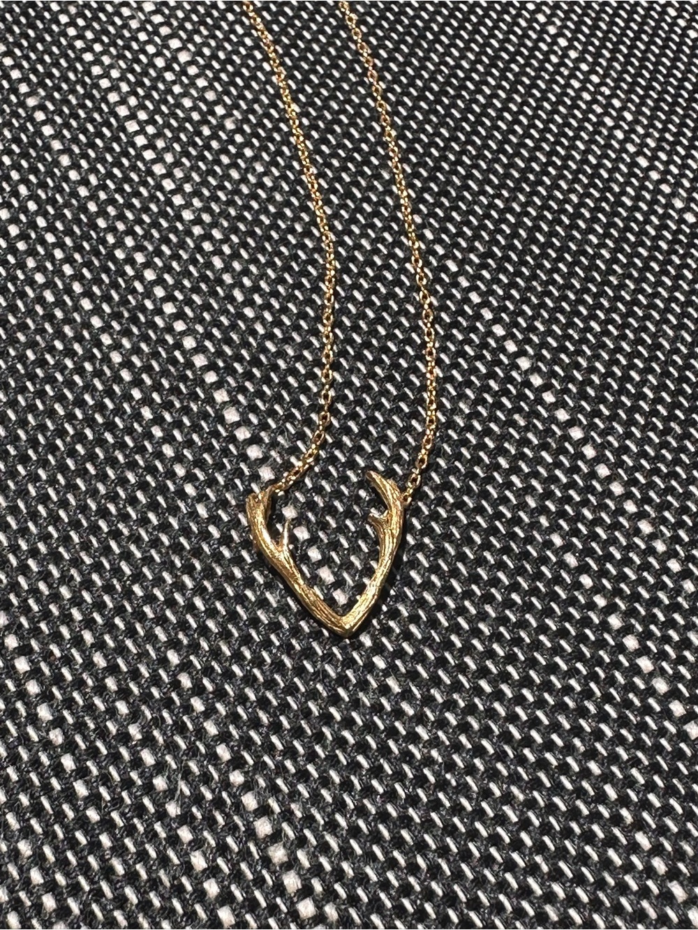 Gold Antler V Pendant Necklace - Women Jewelry